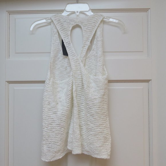 CLEARANCE NWT American Eagle Cream split open back sweater tank size S - Picture 2 of 9